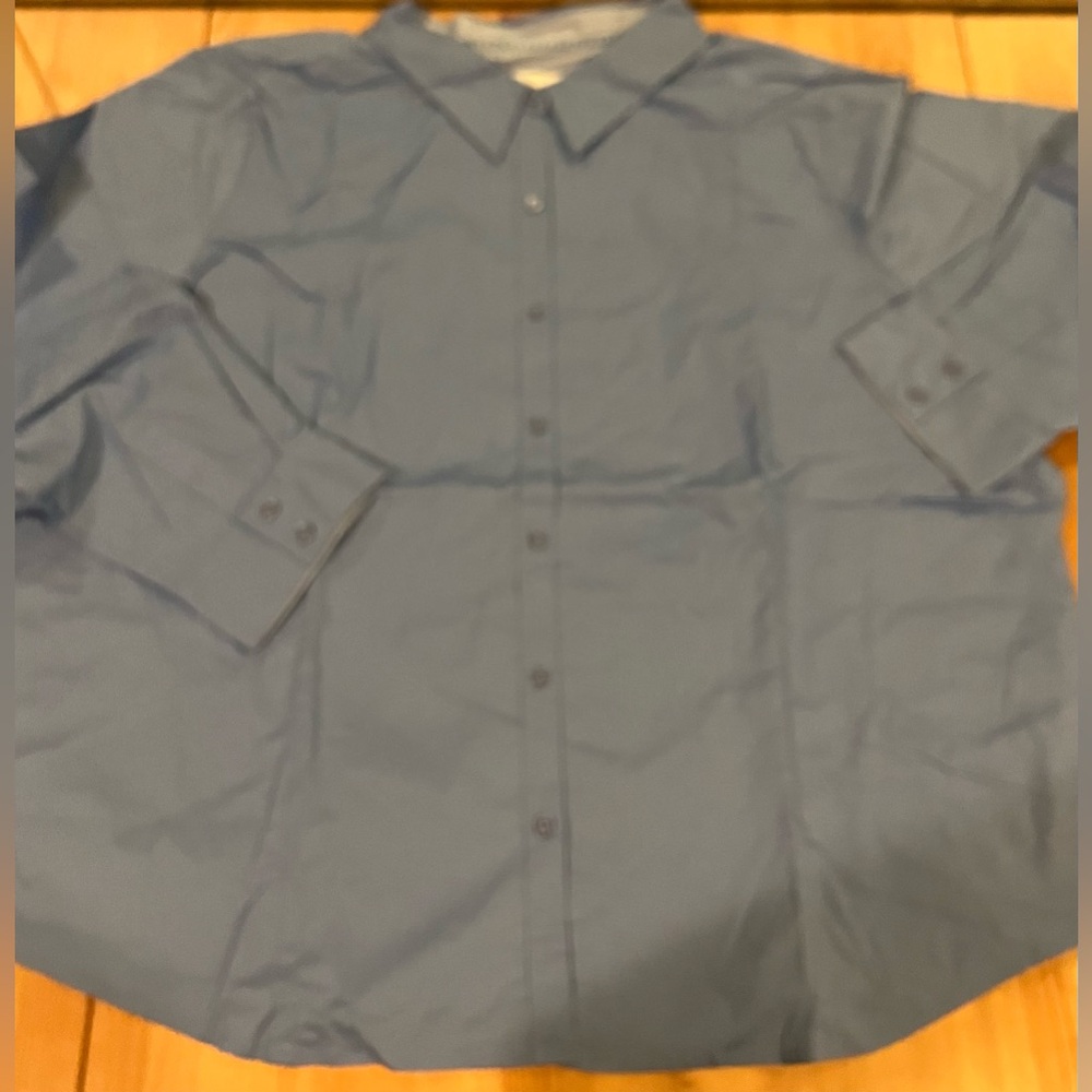 NWT D & Co Essentials Women’s French Blue Button Down Shirt Size 3X 97% cotton